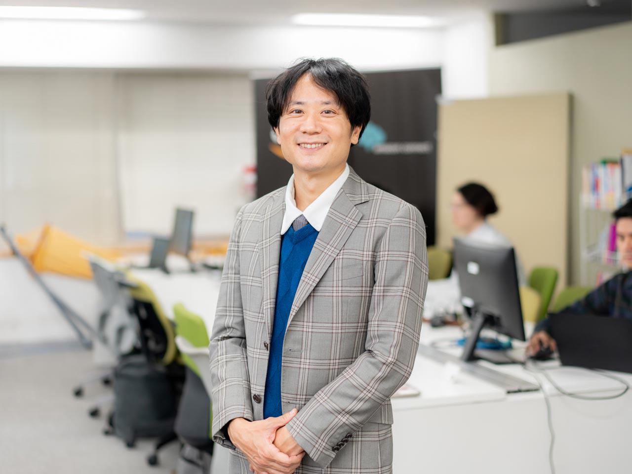 独自開発による、ビジネス音声蓄積活用プラットフォーム『YouWire』等の製品・サービス事業、およびAWSへの移行や、AWS上で動作するAI活用を含めたアプリケーションの受託開発・保守サポートを提供するクラウド開発事業を展開する。