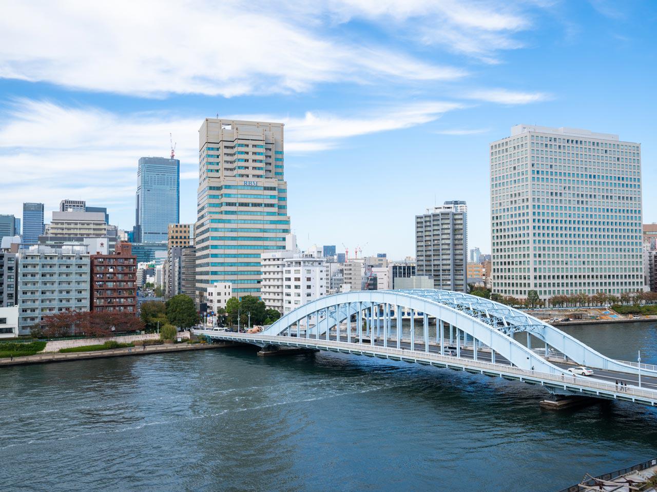 代表が築いたネットワークを活用し、様々な開発現場で活躍するITエンジニアを求めている。