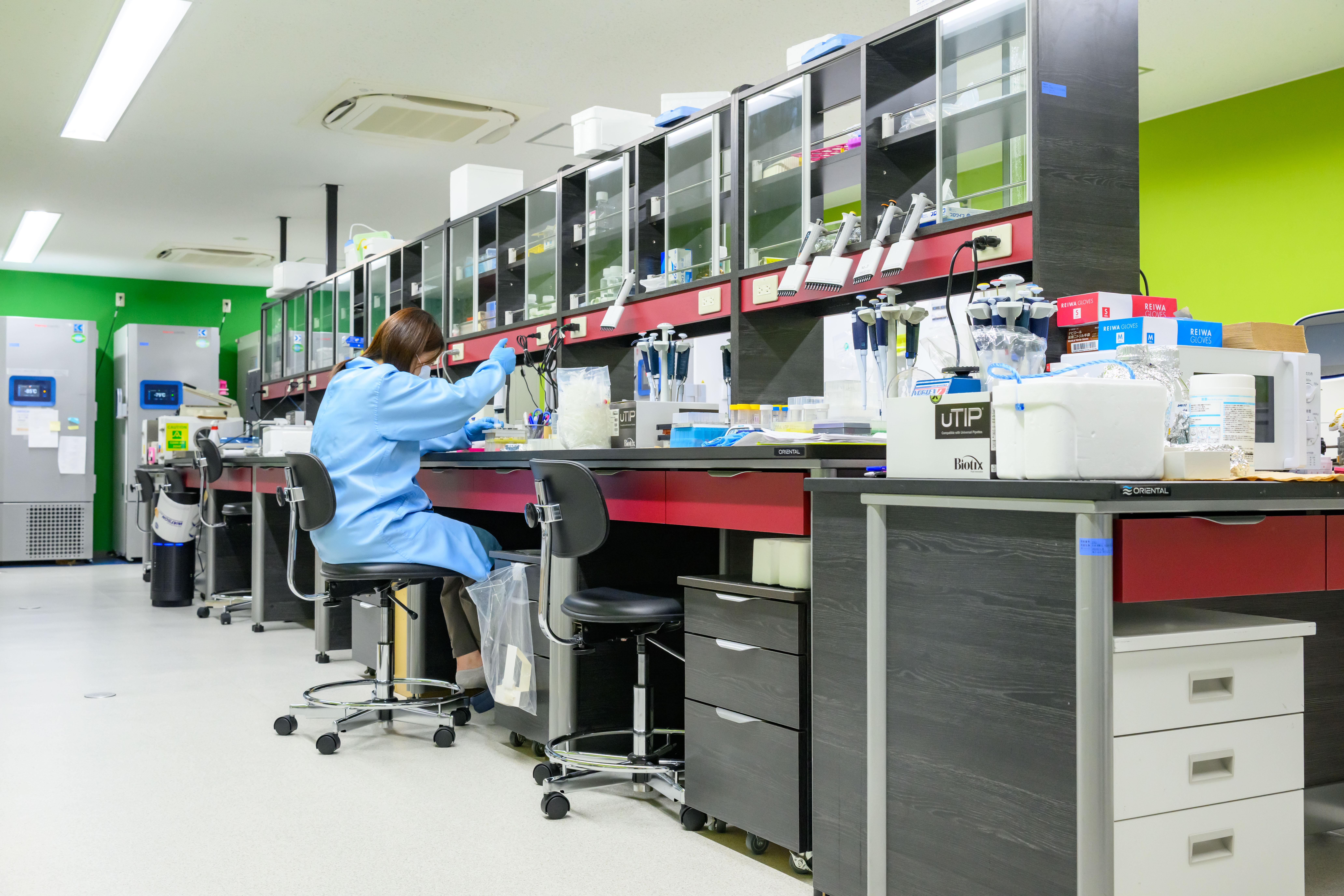 事業内容：受諾解析、核酸検出/分子生物学製品、オリゴ受託合成、cDNAクローンコレクション