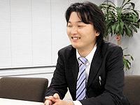 代表社員　特定社会保険労務士　岡田 烈司 氏