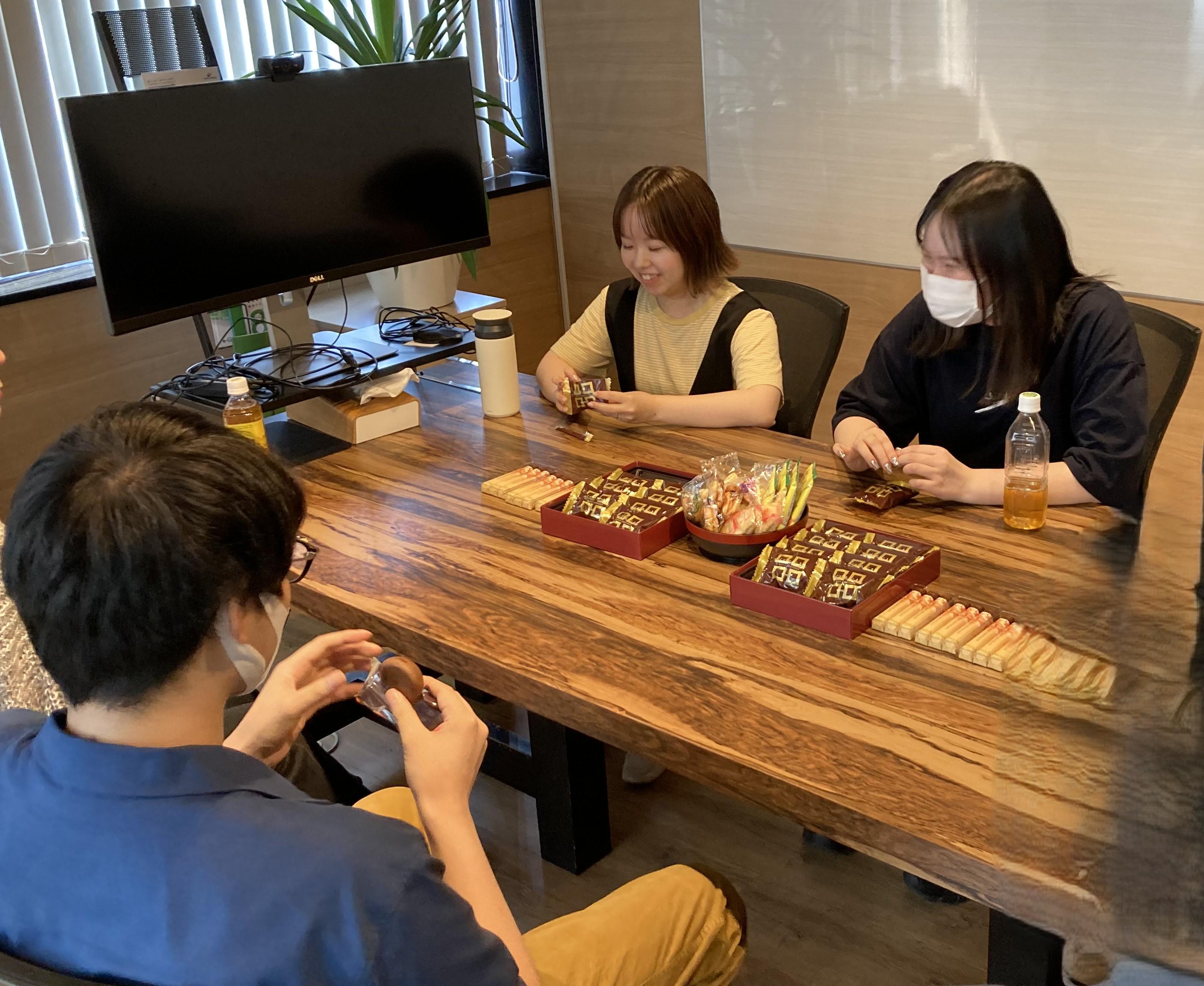 新入社員を集めた座談会等、社内コミュニケーションの場もご用意