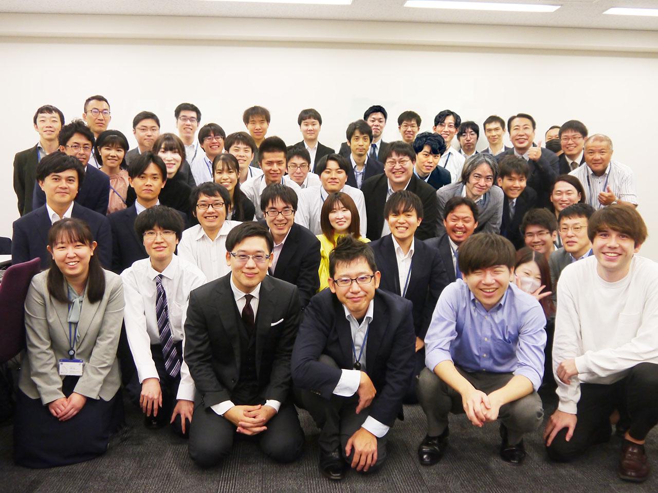 株式会社データフォーシーズ | 【本部スタッフ】採用共育gl候補 | IT/Web業界の求人・中途採用情報に強い転職サイトGreen(グリーン)