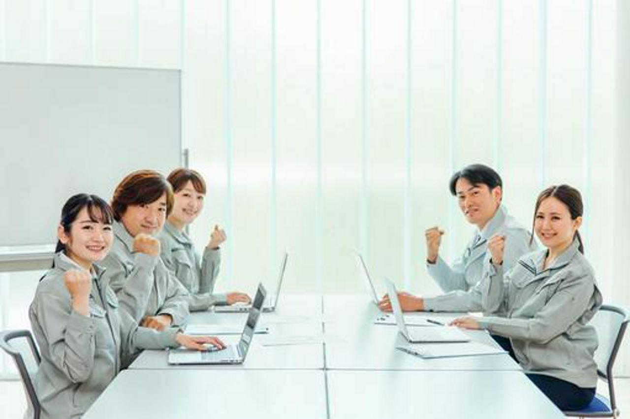 株式会社データフォーシーズ 求人画像1