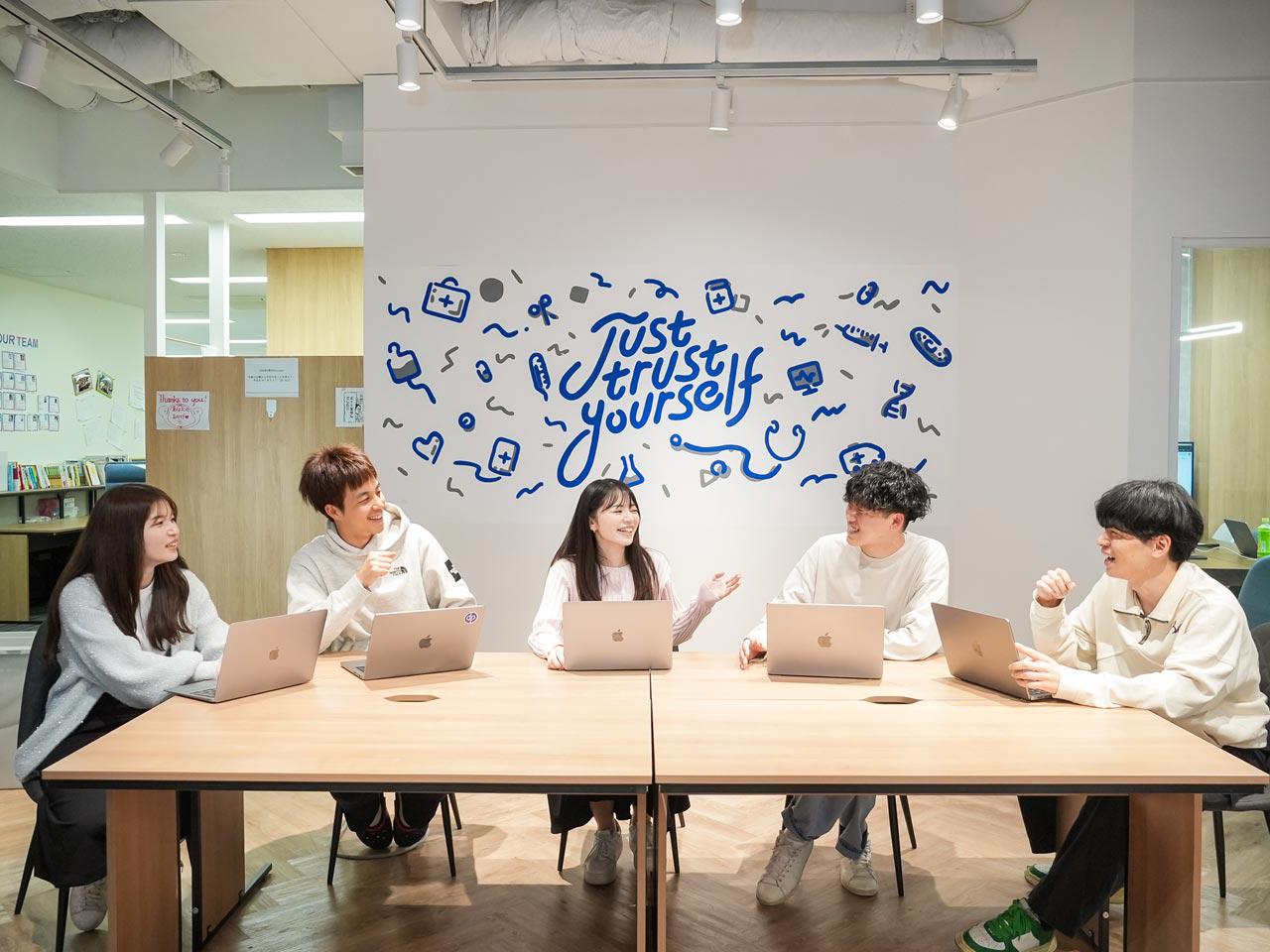 『Dr.'s Prime LifeDoctor』は、医師に気軽に相談できるセカンドオピニオンサービスである。