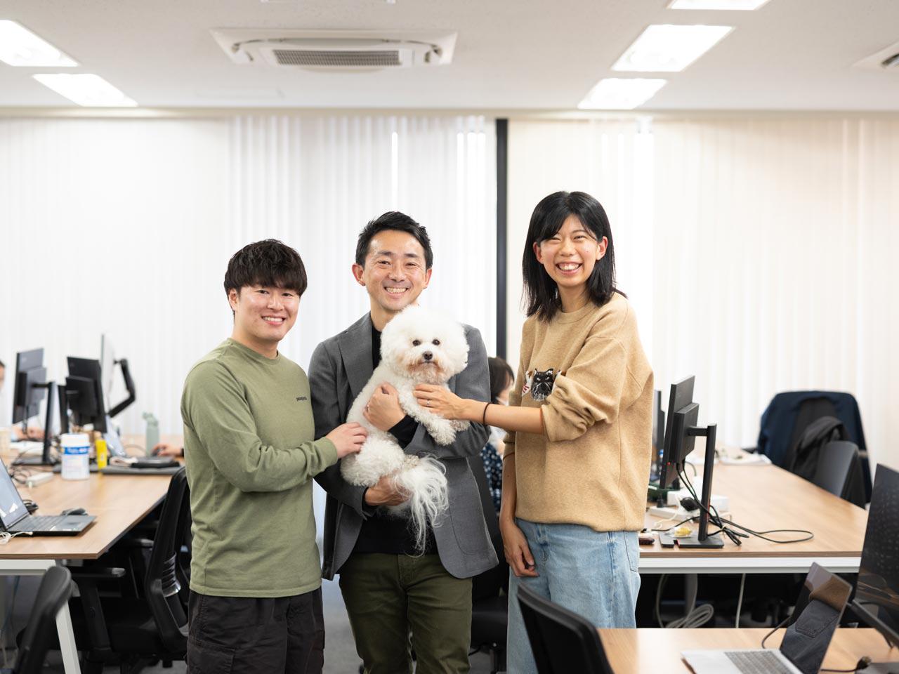 同社は、獣医師同士、あるいは獣医師と製薬企業等を繋ぐ専門メディア『ベットピア』を運営している。