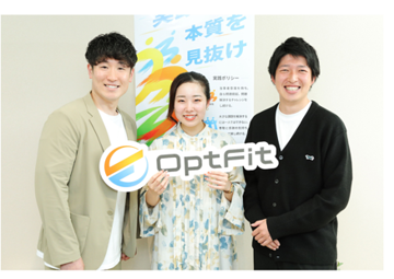 24時間の無人営業を可能にし、大手24時間ジムの全店舗に導入されて急速に成長中。