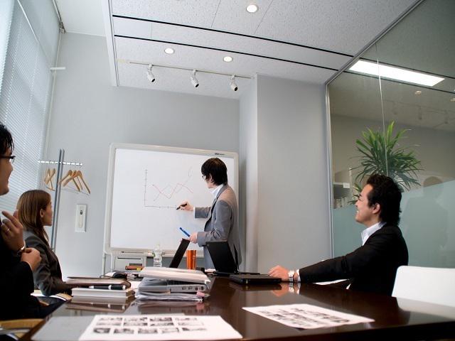 上層部との意見交換も。
斬新なアイデアや率直な意見・提案、大歓迎！