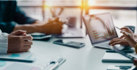 事業内容：財務経理部