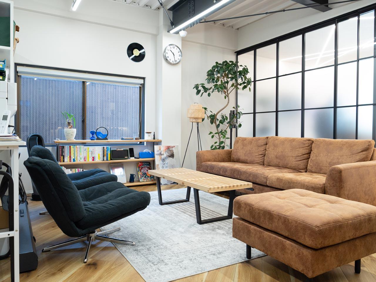 本質的な価値追求を通じて、デザイン業界の「最先端」を走り続けている。