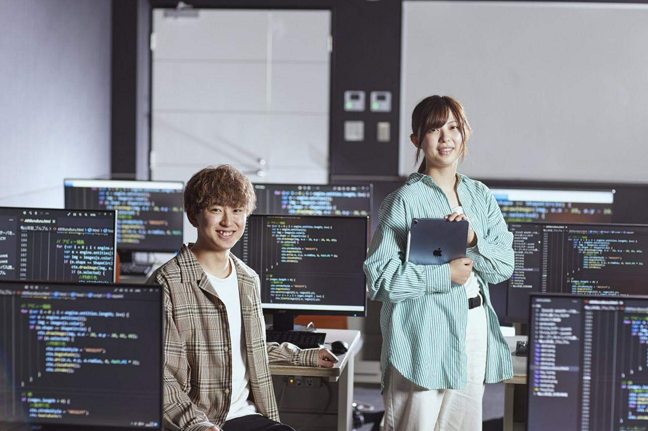 学校法人国際総合学園 求人画像1