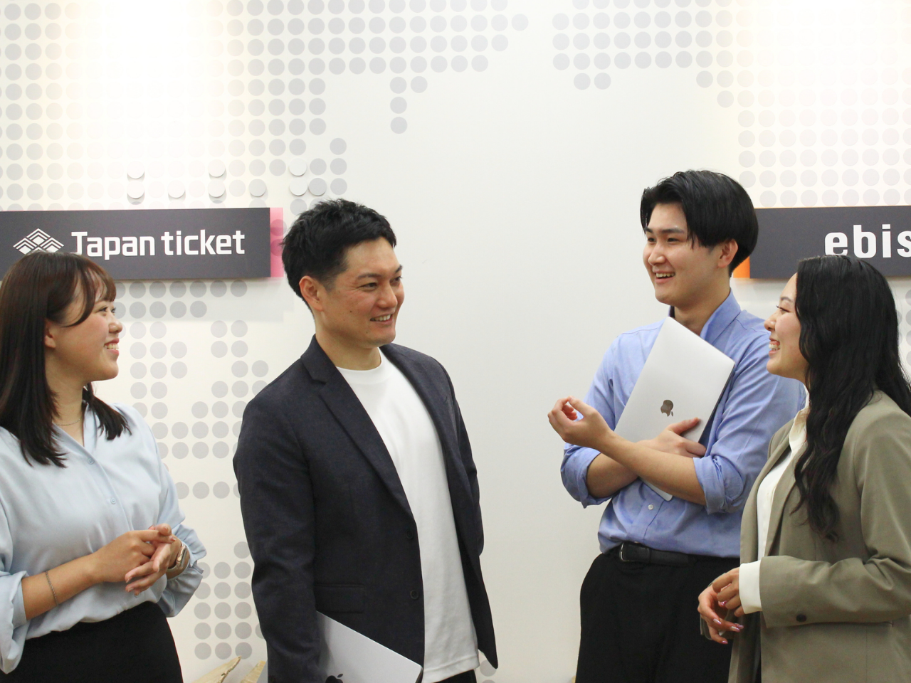 ビジョンの実現という共通の目標に向けて、さまざまな年齢・経験・バックグラウンドによる多様な人材が集う