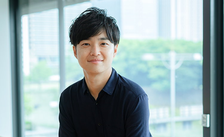 代表取締役　横山氏
「サービスを企画、開発する、かなりのレベルの知見を有している」と自信を持つ。事業をピボットさせて同社をヒットメーカーに作り上げた手腕の持ち主。