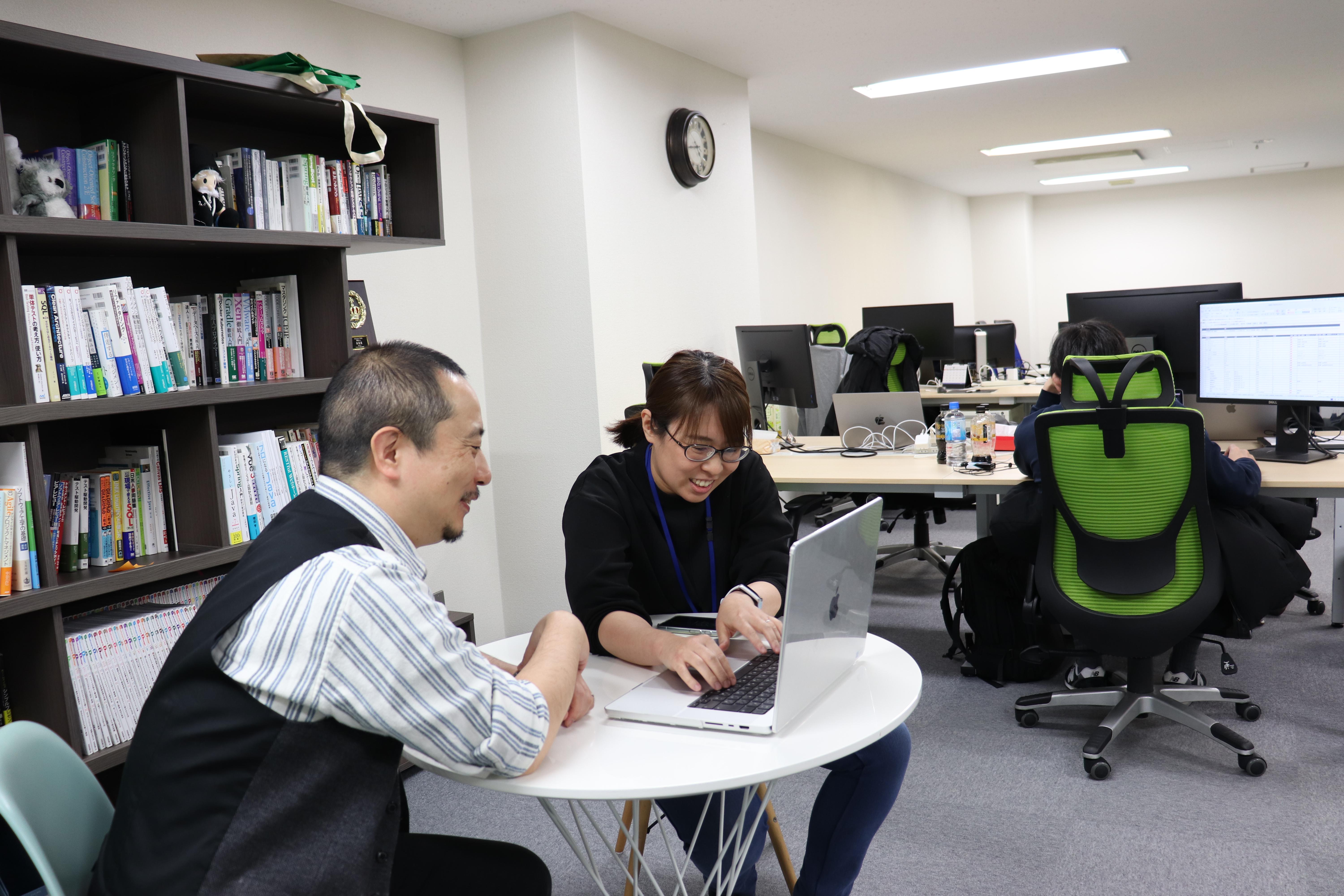 自社の高い技術力生かした「エンジニア教育支援」も事業として展開している。
