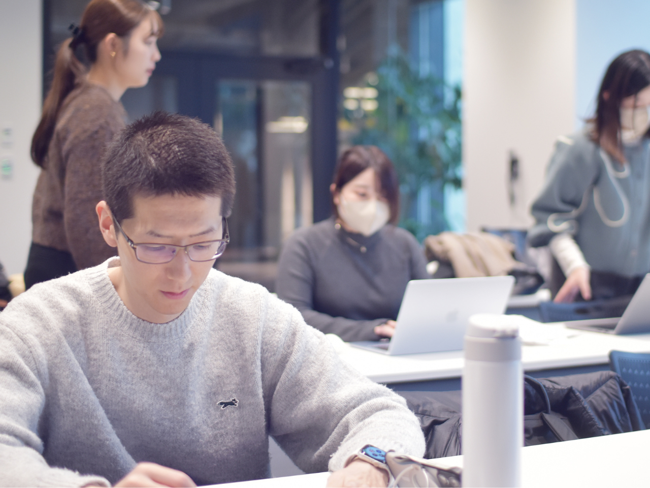 挑戦を共に楽しみ、ポジティブに向き合う仲間。