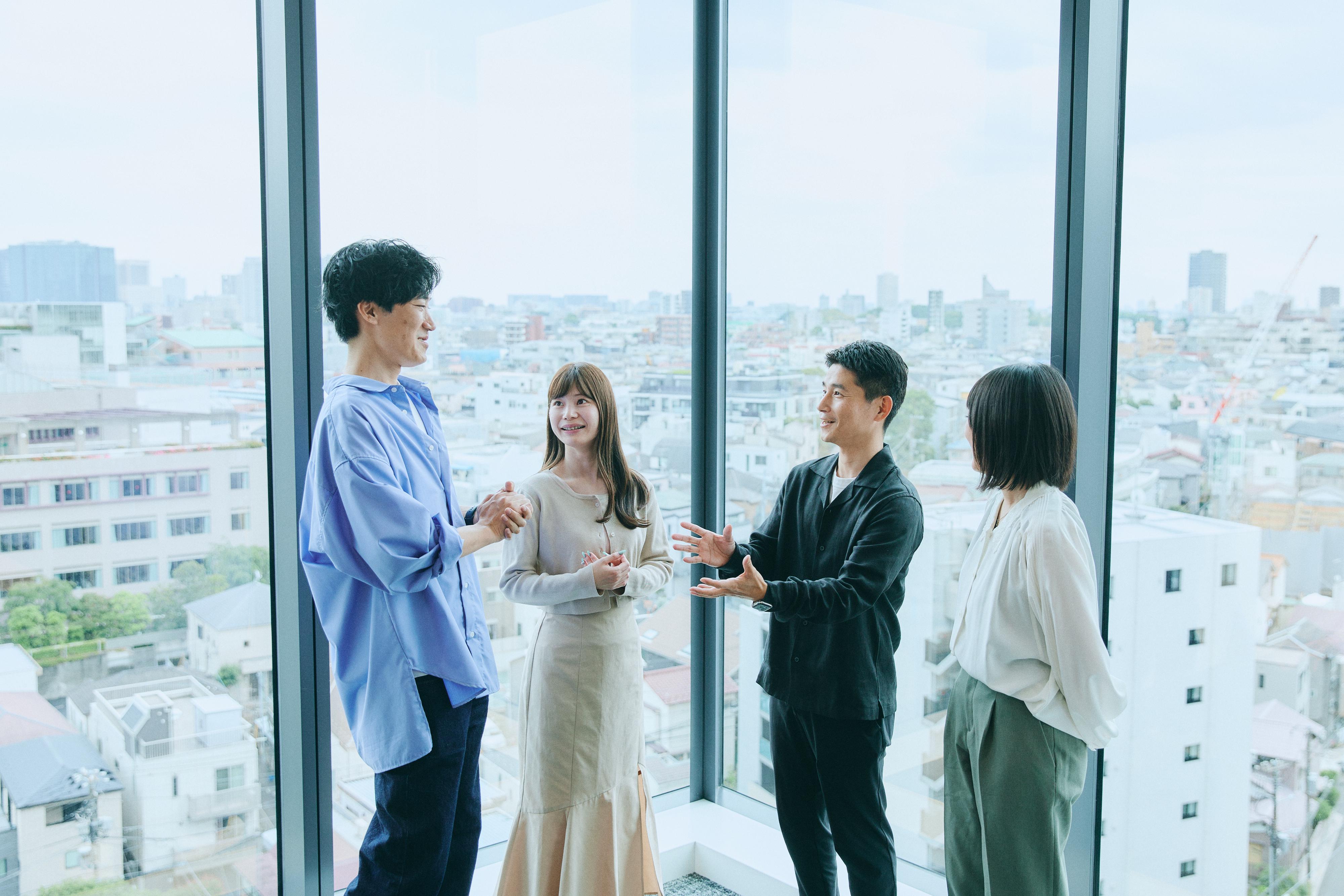 IT業界や金融業界など、様々なバックグラウンドを持つメンバーが集まっています