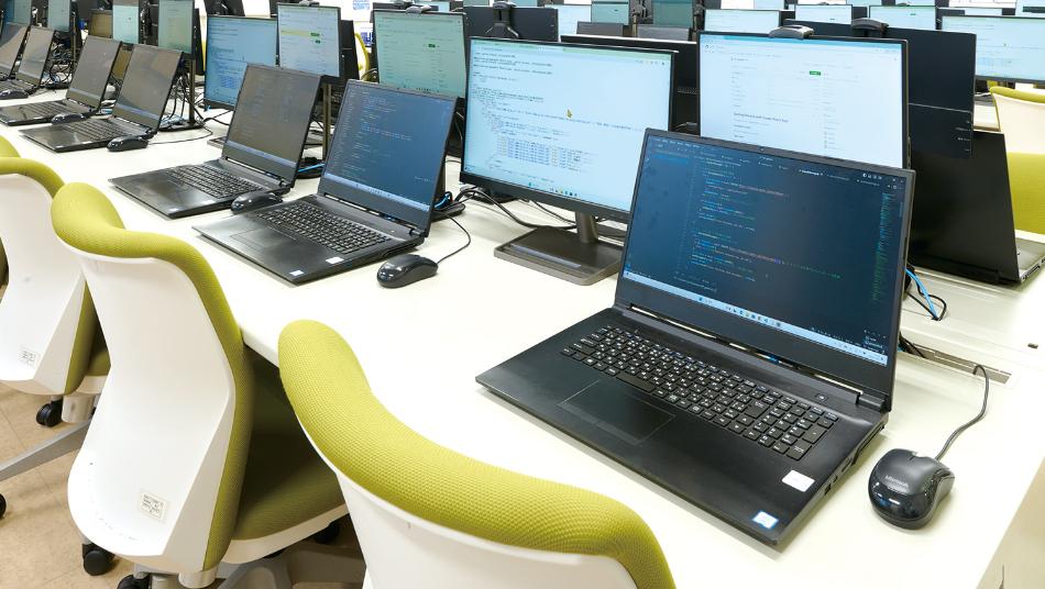 事業内容：日本電子専門学校のIT分野教育事業