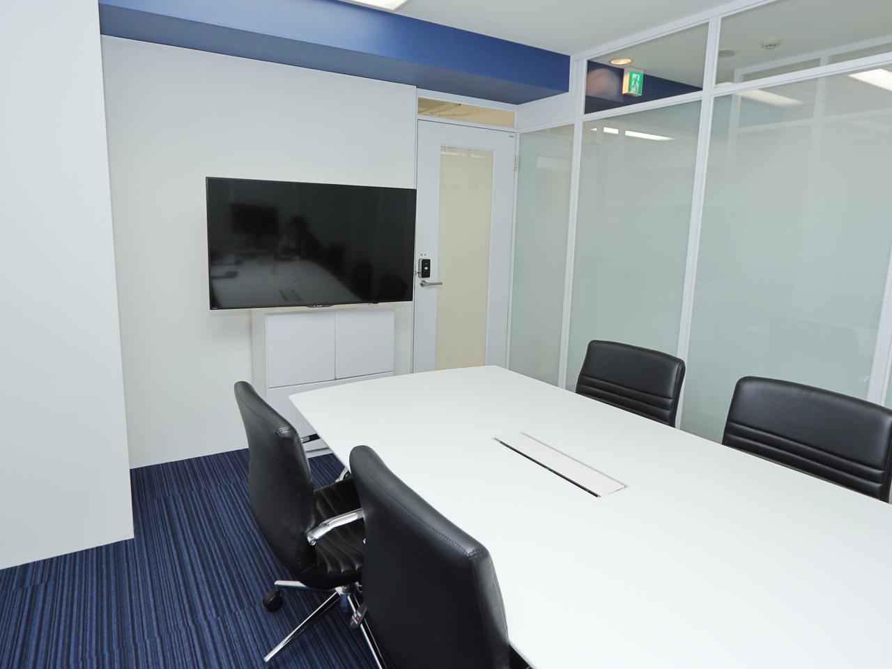 また、通信やIoTなどのスキルや知見を生かし、PM・PLとしてお客様に提案できる課題解決型の人材も歓迎されている。