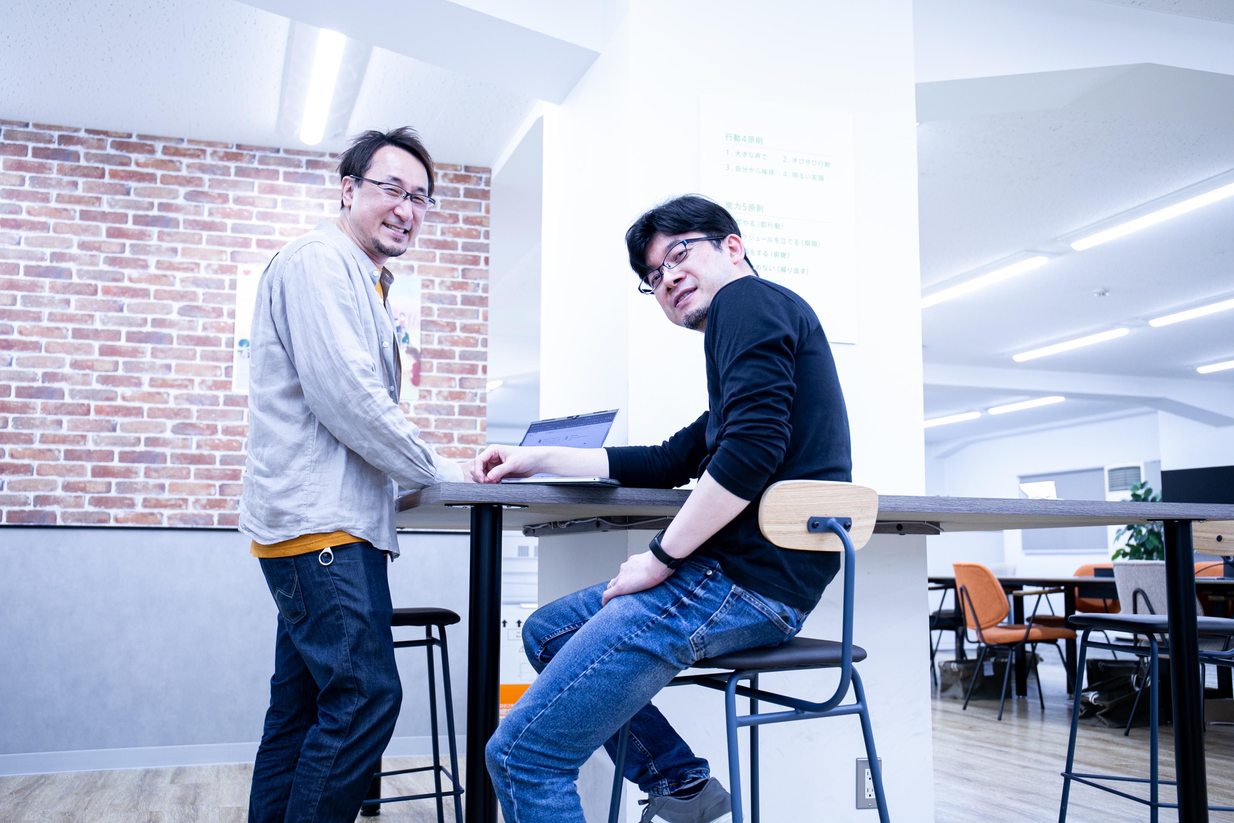 顧客と直接向き合い、仲間とのつながりを意識しながら、新しいことにチャレンジし、自己の成長や変化を実感することが出来る環境だ。