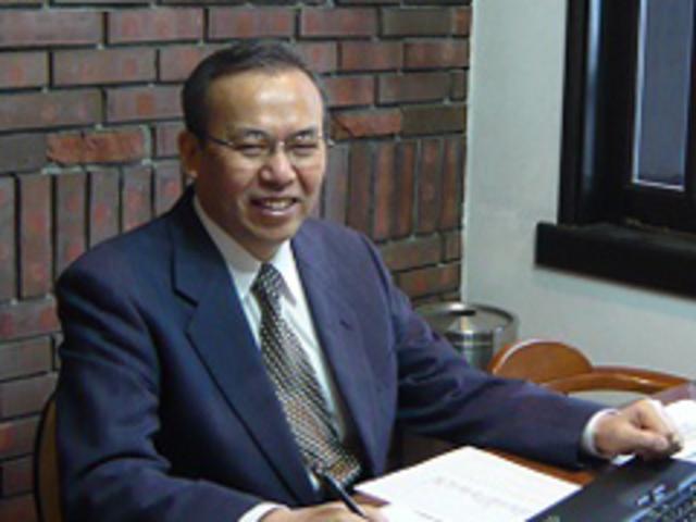 代表取締役社長　栗山 良宗氏