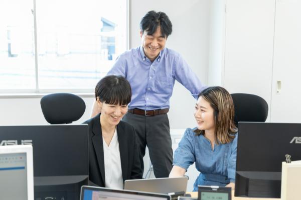 募集している求人：人事／新卒採用担当