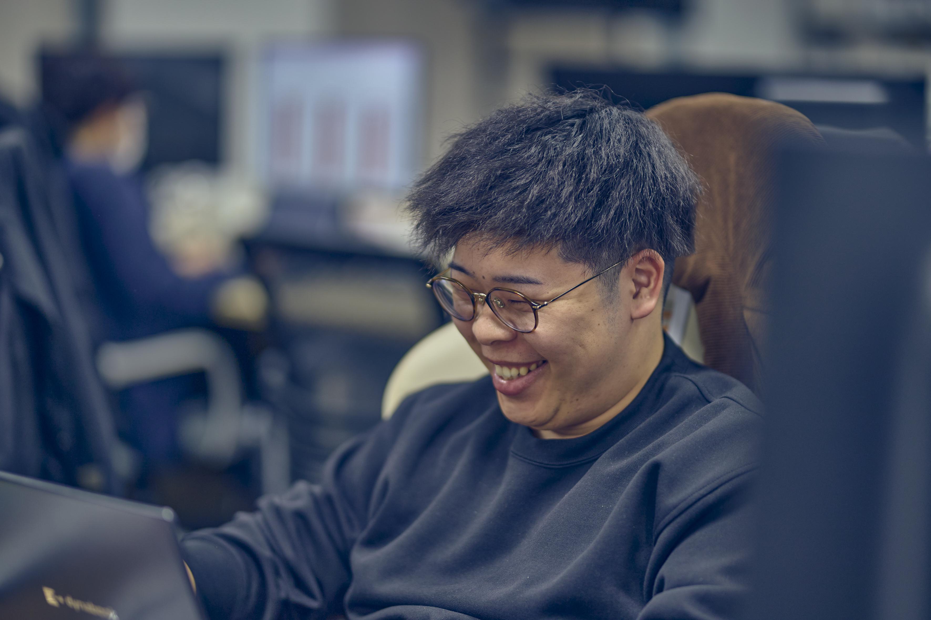 ディスカバリーの強みは、WEBプロモーション全体の指標設計から広告運用まで、すべての工程を社内でまかない、トータルなサービスを提案・提供できる点にあります。