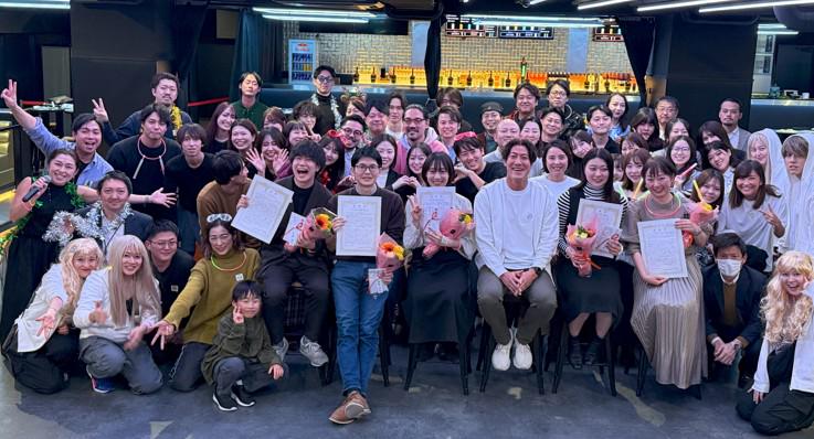 フラットで自由度が高いことが特徴です。安定した経営基盤の中で、存分にチャレンジできます。