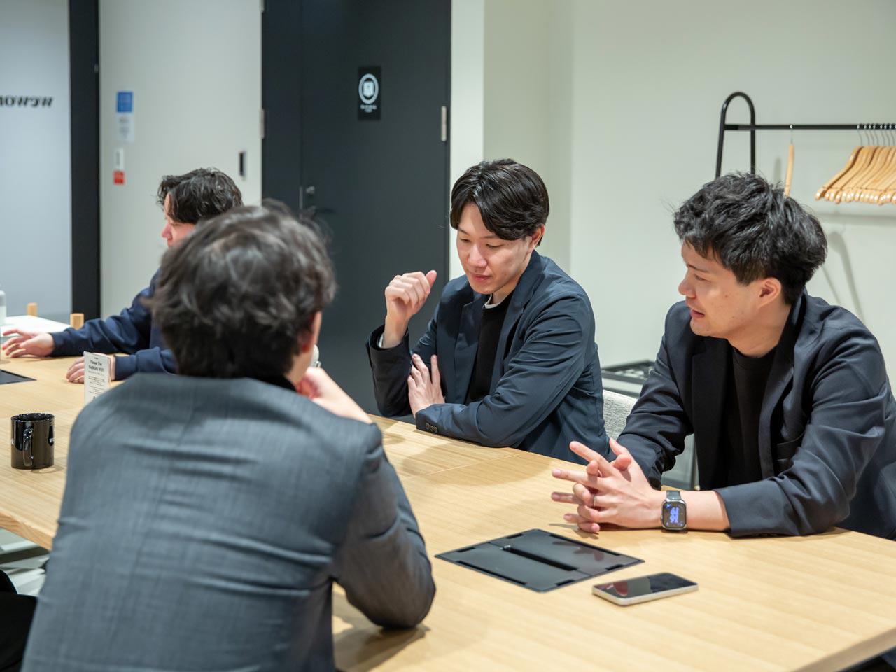 小規模なスタートアップながら、世界最高峰の計算資源である「NVIDIA H100」や「NVIDIA RTX A5000」クラスのGPU環境を自前で保有。