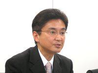 ロジスティクスシステム事業部 EISグループ<br />グループマネージャー 青山　洋一　氏