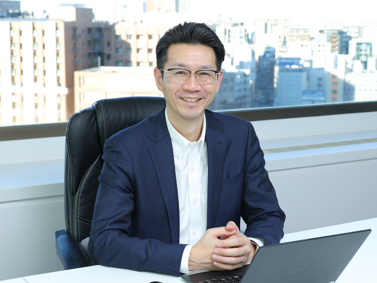 代表取締役社長 今野賢二
歯科業界歴28年のベテランです。