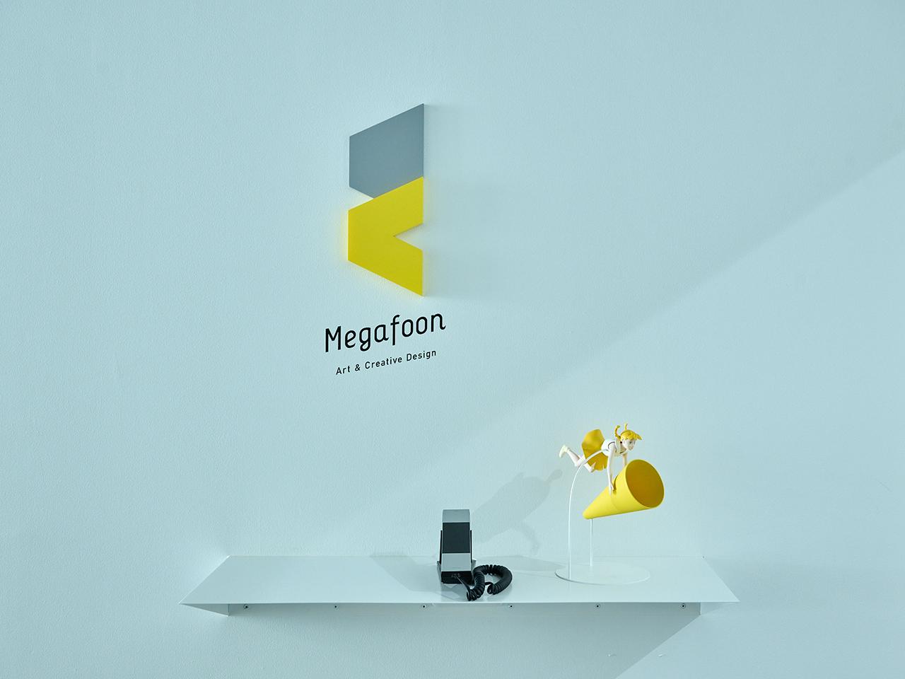 ドローンをはじめとした最新の撮影機材を導入し、幅広いニーズに対応できるようになっている。