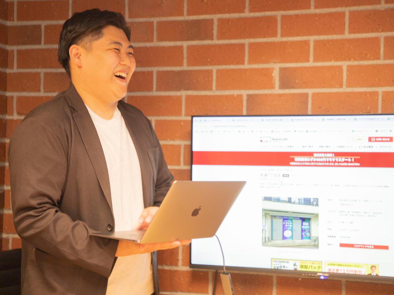 さらに、グループ経営によって事業の専門性と効率性を高め、屋内型トランクルーム市場で圧倒的な存在感を築いていく。