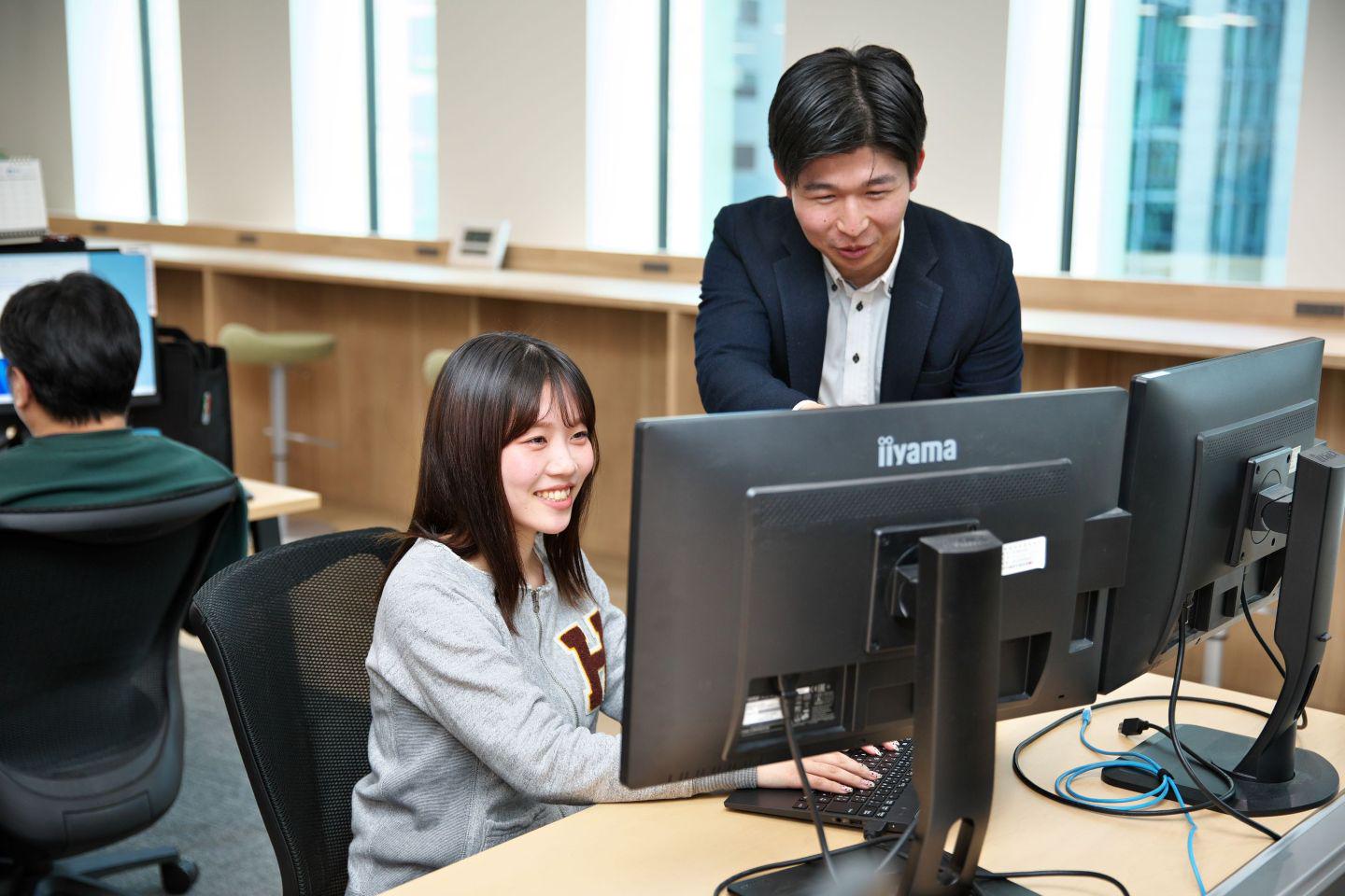 現在はその経営基盤の上で、中長期的な視野に立ち、新規市場の開拓、ヒューマンスキルやポータブルスキルを軸にした人材育成、企業風土の刷新等、次世代に向けた社内改革を推進。