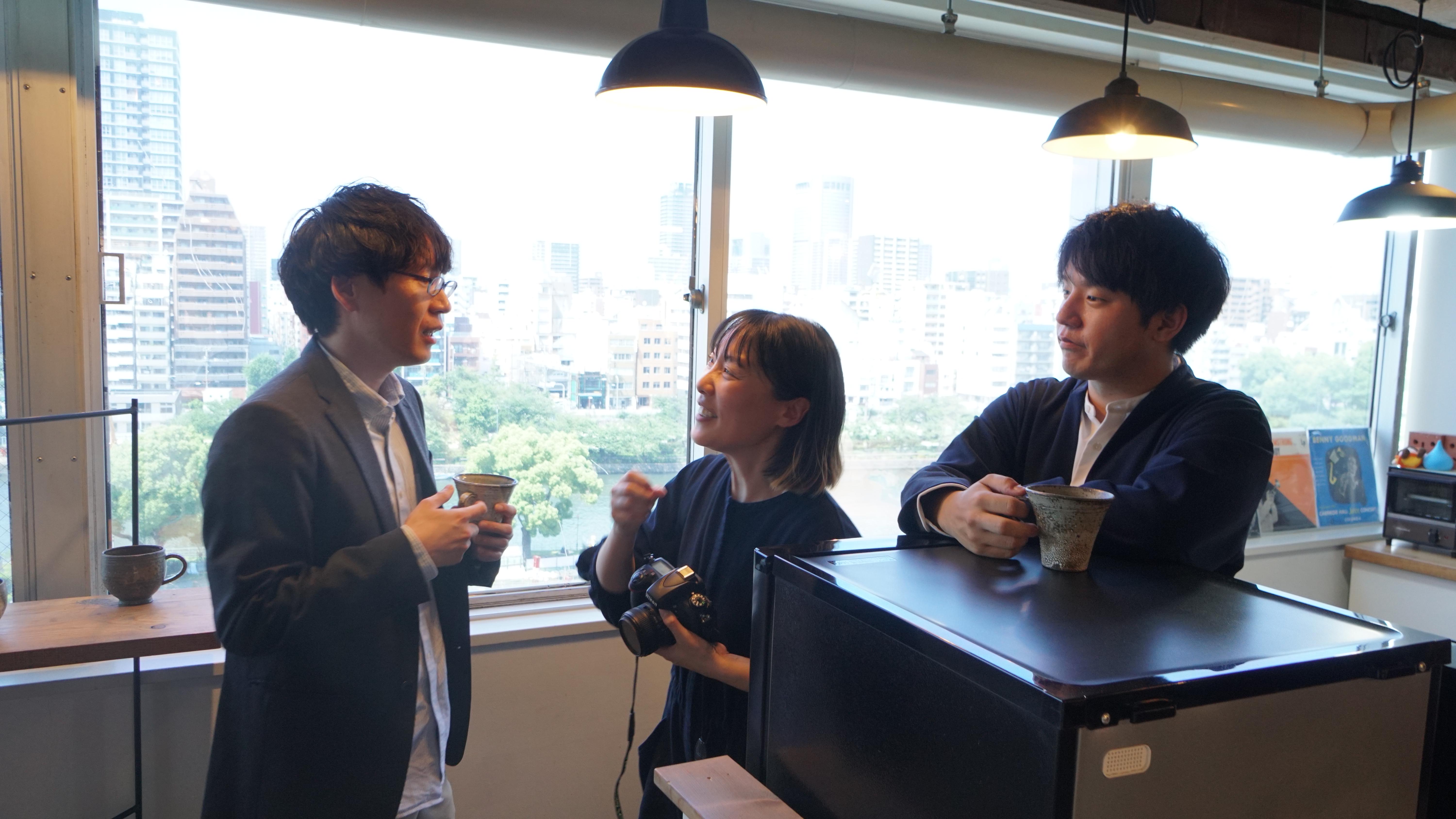 クライアントは個人商店から電鉄会社、建設会社等の大手企業まで幅広い。その8割以上が直接取引による案件である。