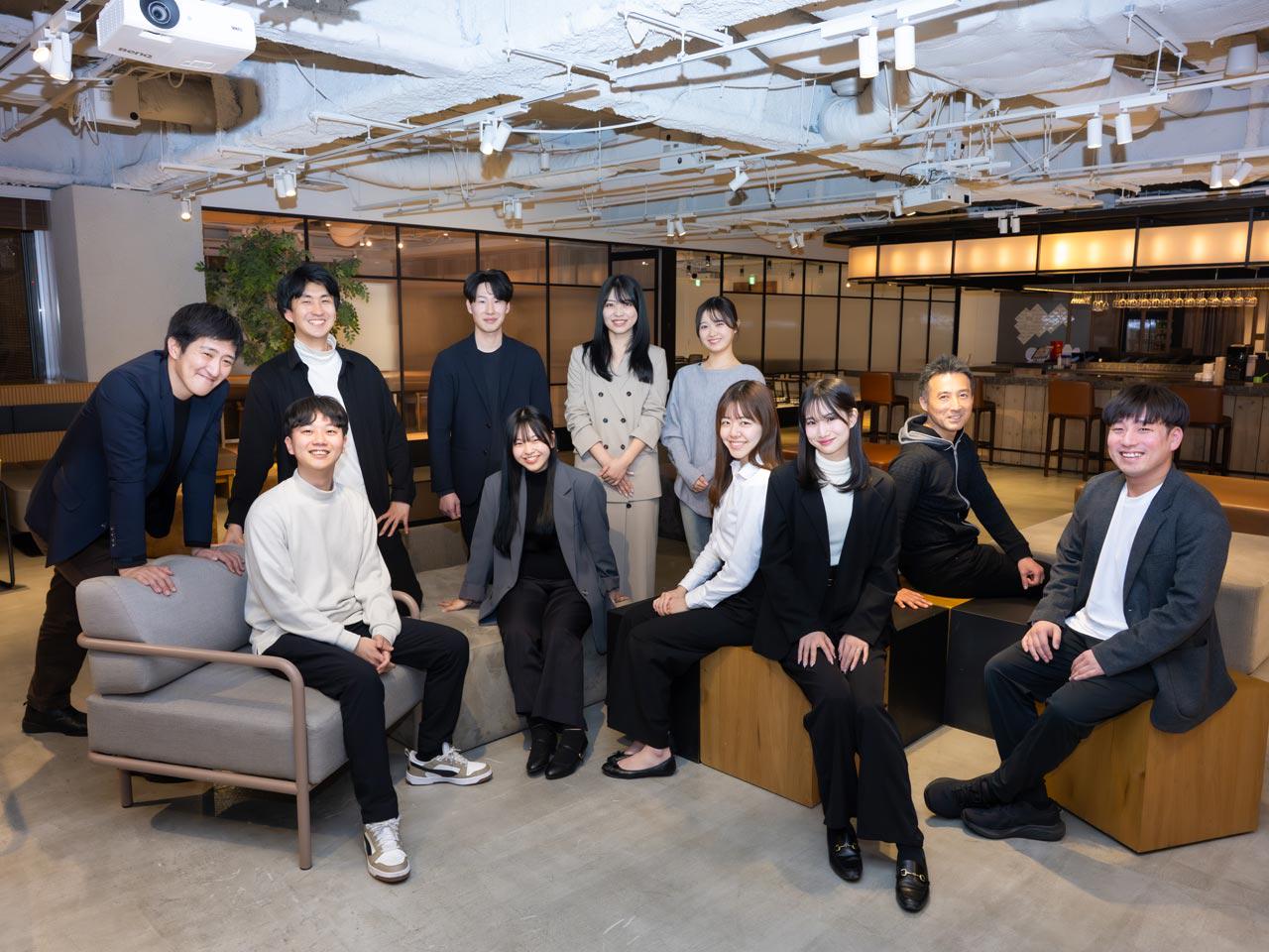 2023年に設立された同社は、AIエージェント開発やAI/DXコンサルティングを手掛ける急成長スタートアップ。