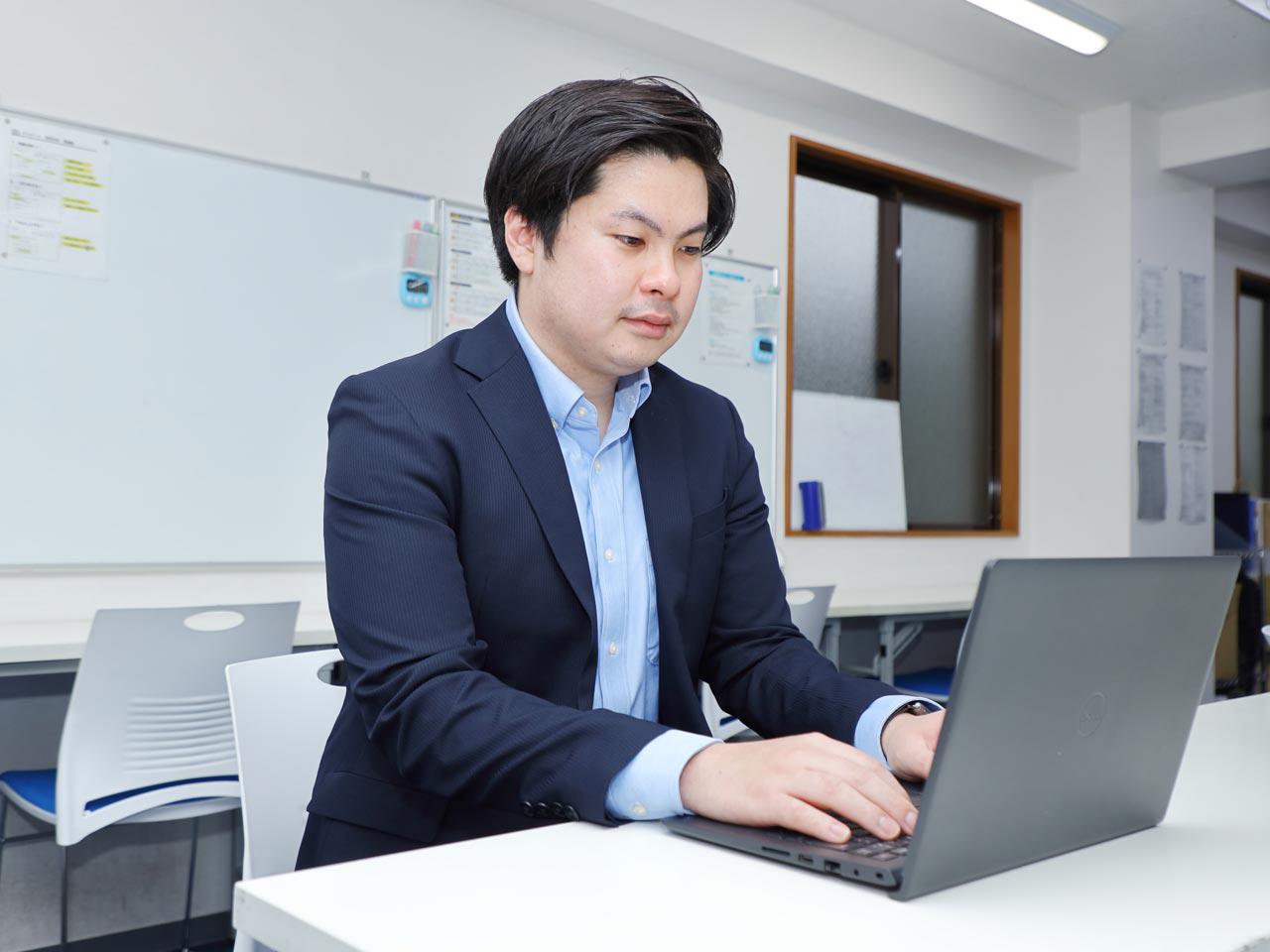 『WAYS』は、手間のかかる中高一貫校の学習支援を独自開発の管理ツール『reco』で効率化でき、『aim@』は、自社の地域密着型進学塾『メイツ』での運用を通じたPDCAを行える点が大きな強み。