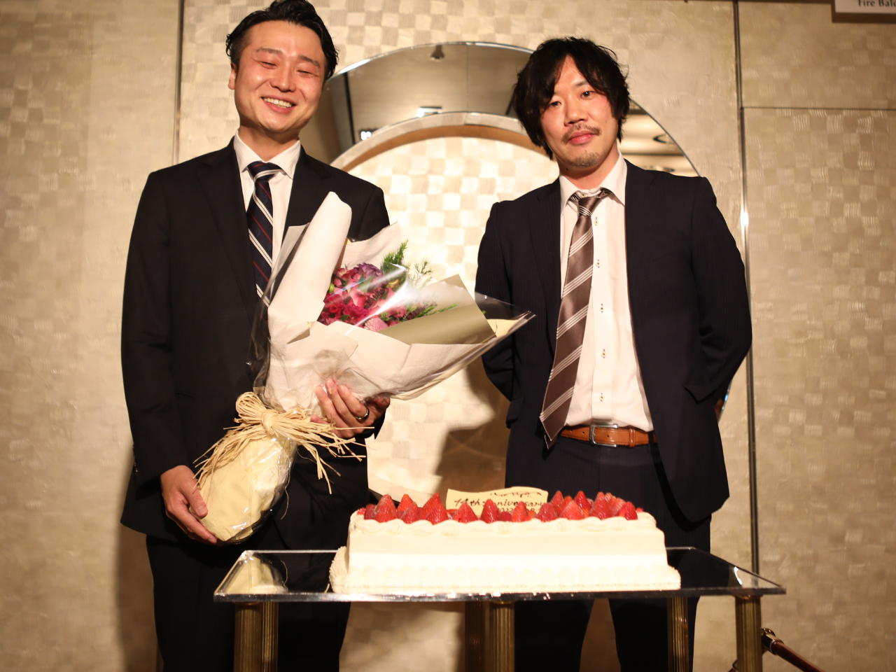 左：代表取締役 奥山／右：取締役 西