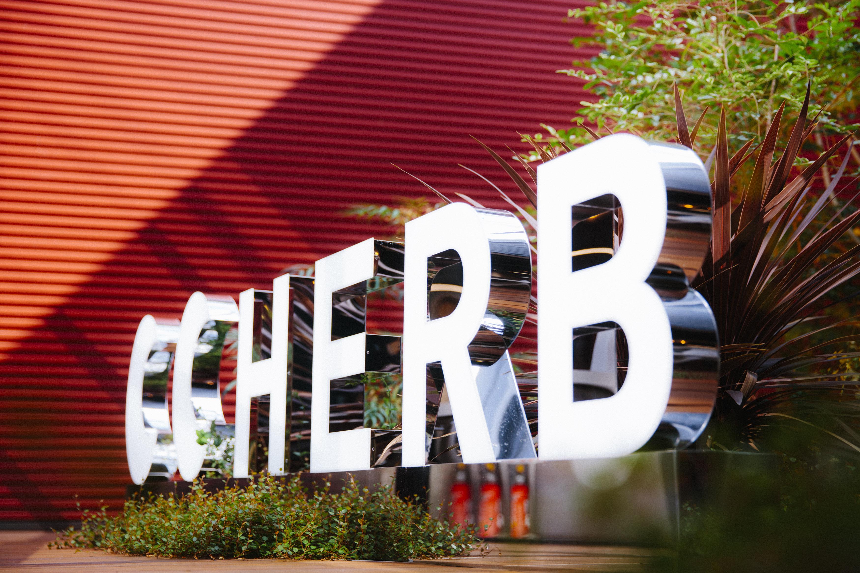 事業内容：美容健康関連の自社ブランドを国内外に展開しているEC/通販企業「ハーブ健康本舗」