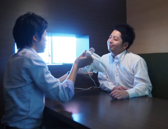 ミーティング風景。風通しの良い環境だ。