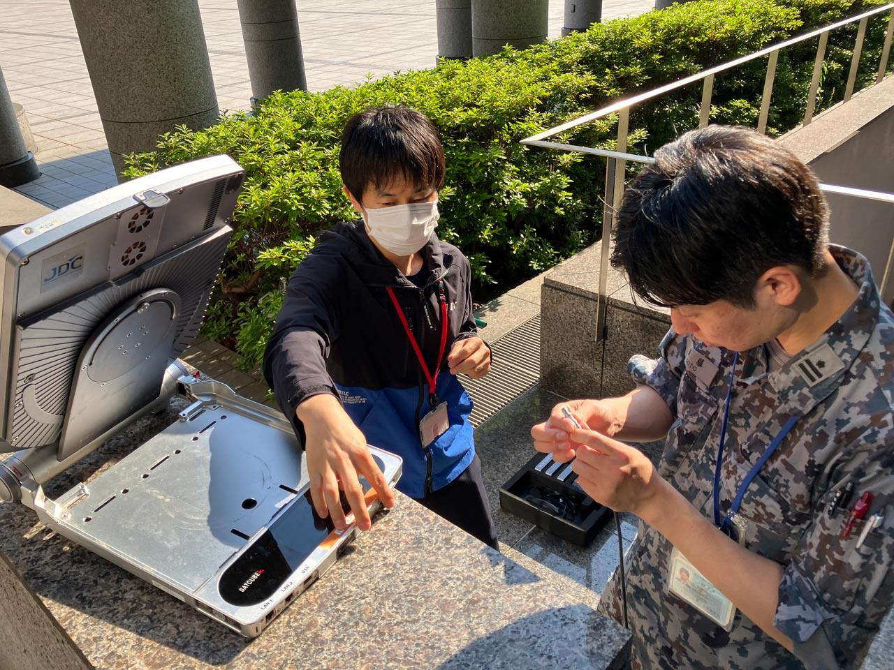 独立系マルチベンダーとして、国内最多の衛星通信サービスが取り扱えることによって、陸・海・空の各フィールドで顧客のニーズに応じた最適な通信環境を提供。