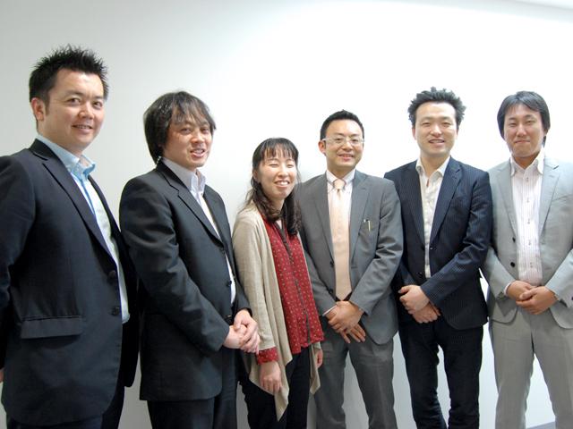 現在社員8名。ランチ会等、イベントも多数。