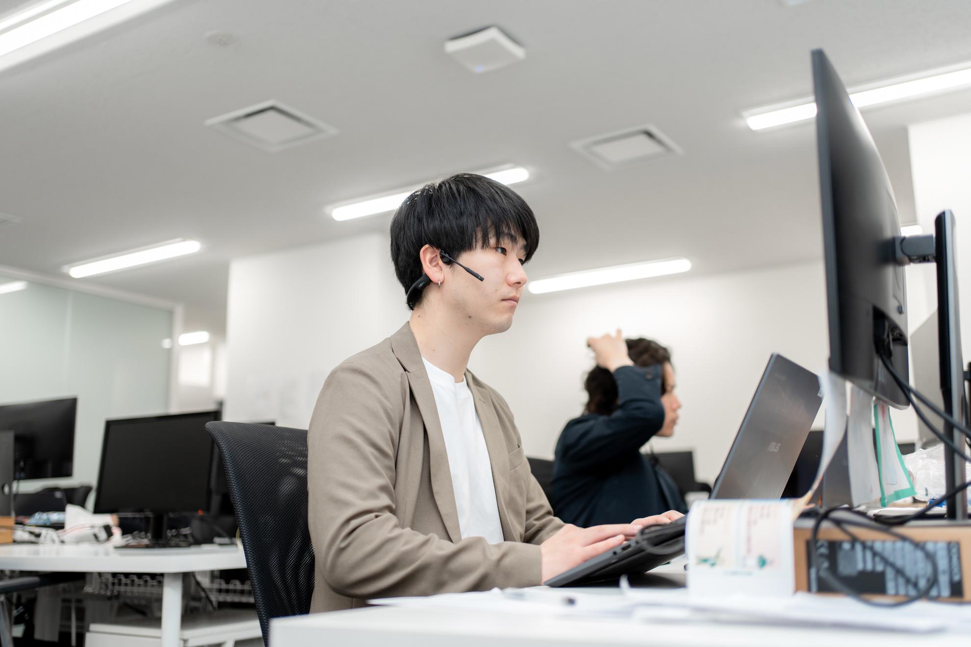 経験・スキルや学歴等は一切不問で、「変わりたい、成長したい」という意欲を重視。少数精鋭で変化の多い創業期だからこそ、多くのチャンスを掴める環境だ。