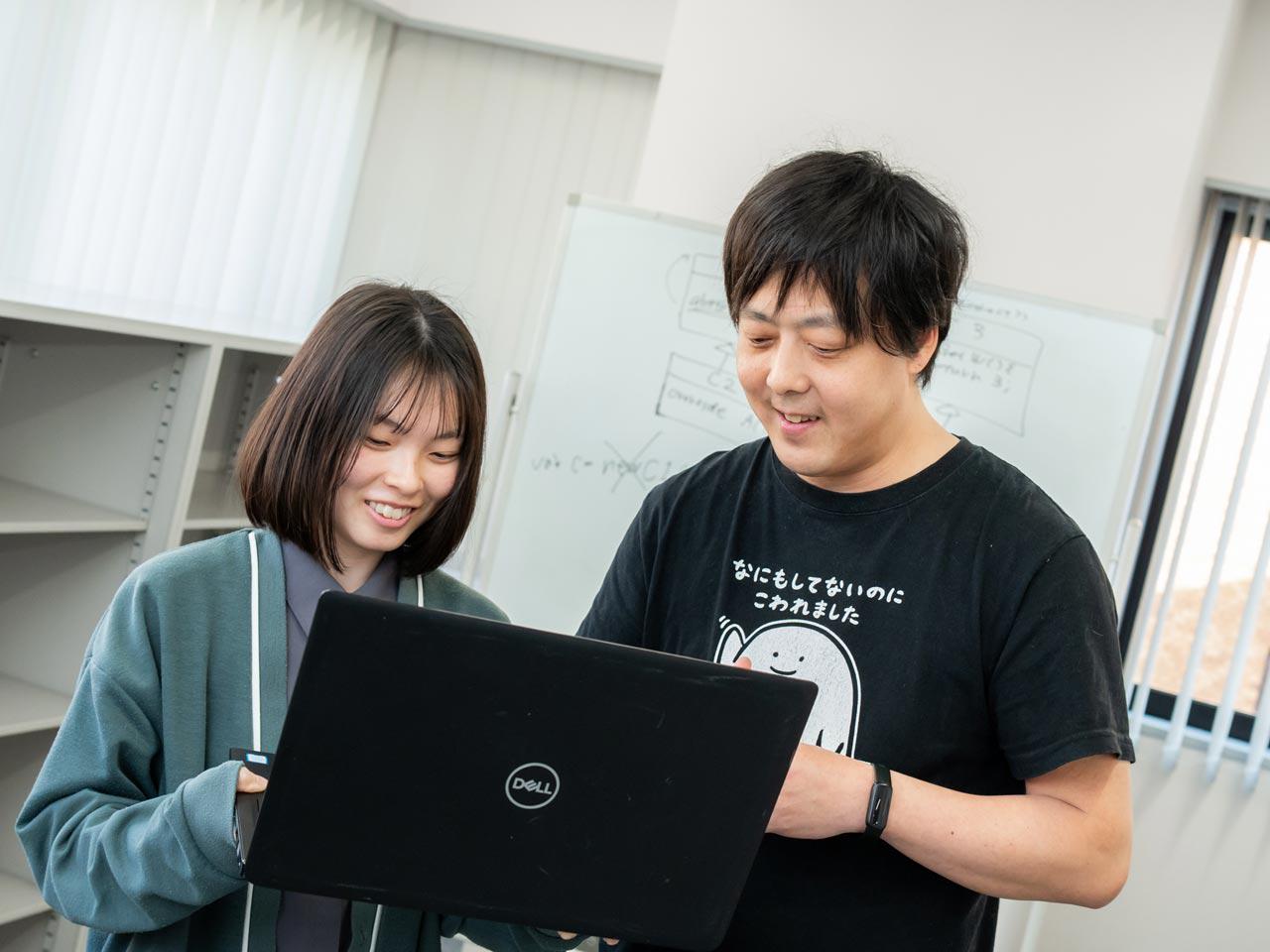高い専門性や顧客課題解決力を有する優秀なエンジニアから刺激を受けながらやりがいのあるプロジェクトに携わりたいという人には、満足度の高い環境があると言えるだろう。