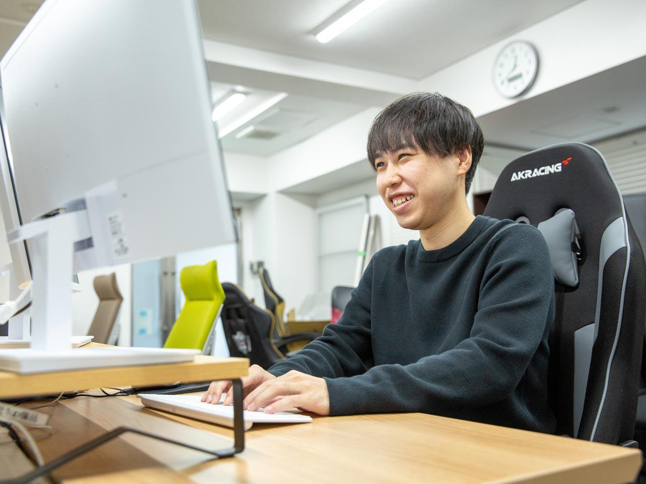 各事業会社と定期的にコミュニケーションを取り、事業戦略に沿って施策の企画立案から実施、分析、改善まで事業の現場に伴走しながら事業成長に貢献するスタイルが特徴である。