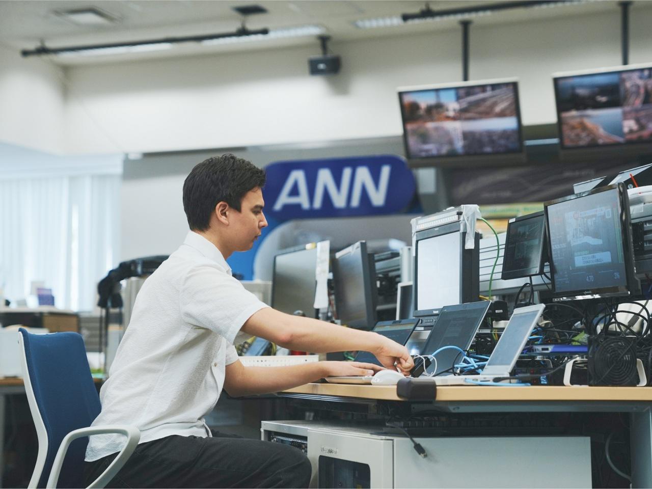 地上波放送を軸とした「メディア事業」、コンテンツ価値を最大化する「エンタメ事業」、領域を広げる「新規事業」の三本柱を推進している。