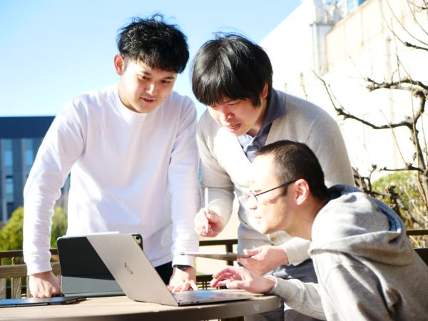 募集している求人：フロントエンドエンジニア: