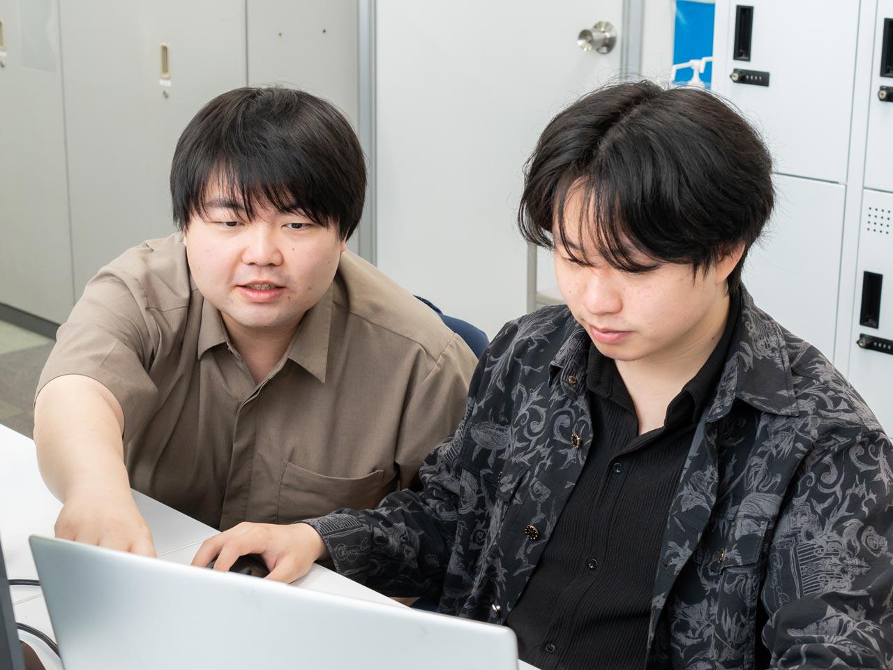 「世界と日本をつなぐ、信頼されるITパートナー」というビジョンを掲げ、今後はスポーツ系のアプリ開発等で国際交流への貢献を目指す。