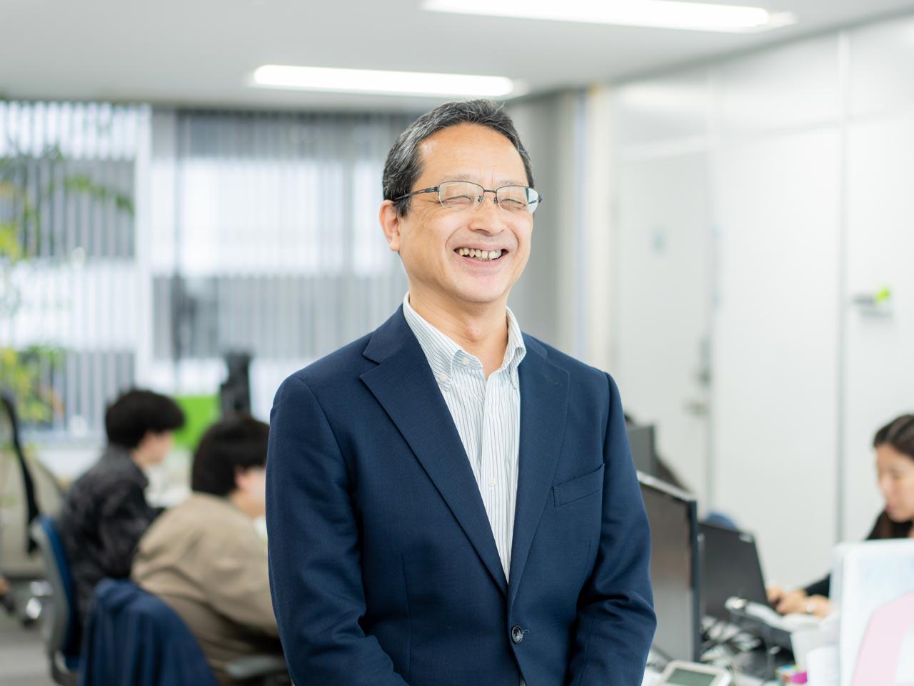 エンジニアにとっての“働きやすさ”を重視している同社。リモートワークが主体で、就労時間もコアタイムありのフレックスタイム制である。
