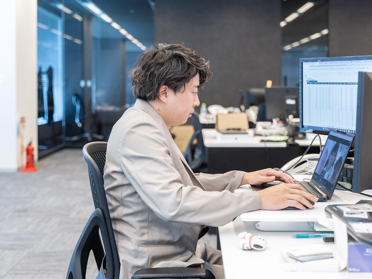 営業部隊を持たず、運用の成果で顧客を増やしてきた広告代理店だ。