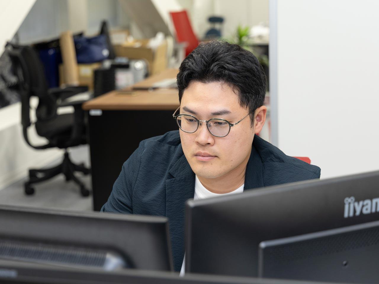 現在は“モノづくり”“デジタル変革”“コンサルティング”を三位一体で提供する会社を目指し、土台づくりに注力中である。