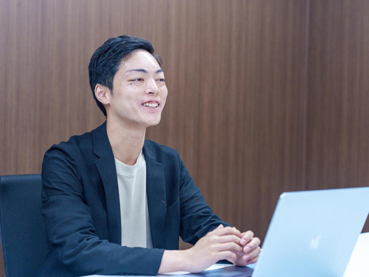 その成長の原動力は、「常識にとらわれない」こと。従来の考えややり方にとらわれず、より良いものをつくってクライアントに驚きや感動を届ける。